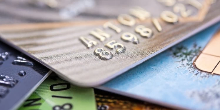 Banka Kartı Kredi Kartı arasındaki farkları biliyor musunuz?